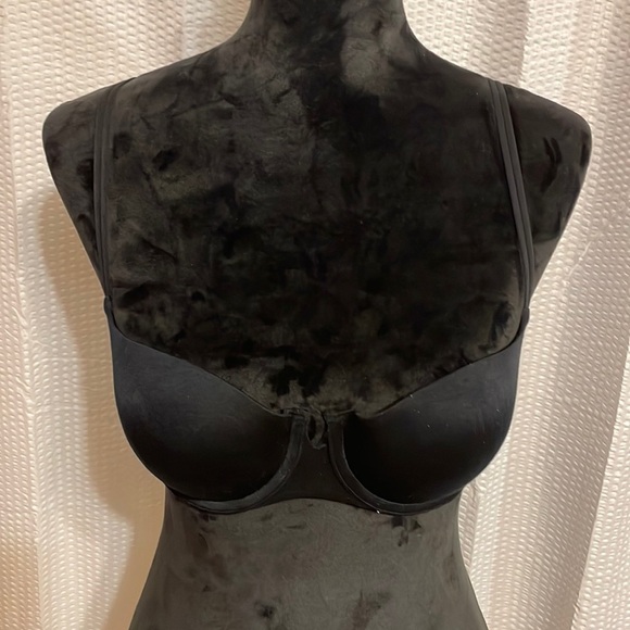 Victoria's Secret Other - Victoria’s Secret very sexy black bra size 34B